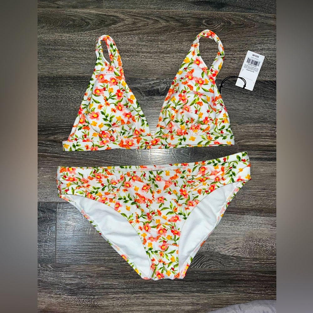 NWT Brand New Shade & Shore Floral Bikini Large